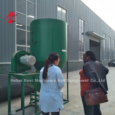 Karıştırıcı ve öğütücü makinesi 1000kg Kapasite Hayvan beslenmesi için tavuk yemleri fabrikası Doris